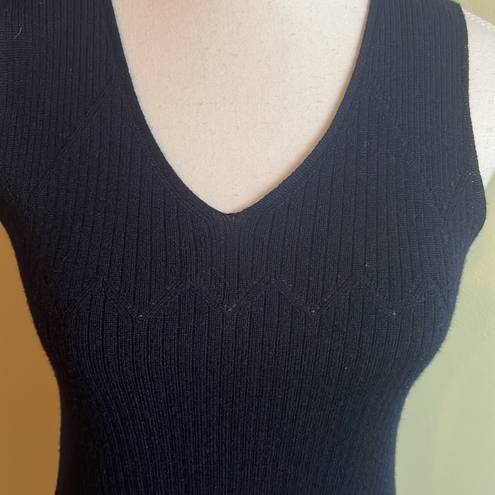 DKNY  ribbed v-neckline lightweight wool Navy sweater vest