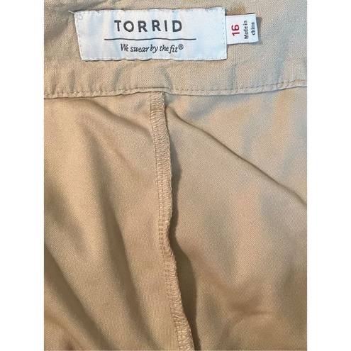 Torrid  Tie Front Lined Khaki High Waisted Boyfriend Linen Blend Shorts Sz 16