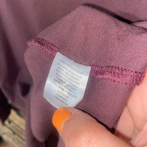 Caslon  Burgundy Long Sleeve Crew Neck T-Shirt Women's Size Medium