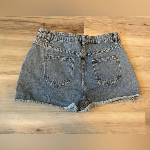 Kittenish  M Distressed Denim Shorts