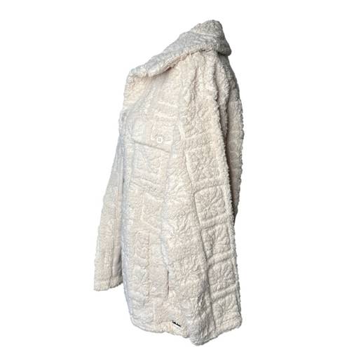 Billabong  Fairbanks Button Up Teddy Jacket in Cream