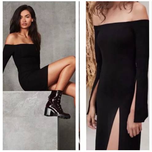 Alexis  Sterre Off Shoulder High Slit Bell Sleeve
Mini Dress, Excellent Condition