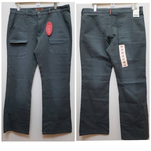 Lee NWT  Fade Green Bootcut Jean Size 15/16M Long See Description