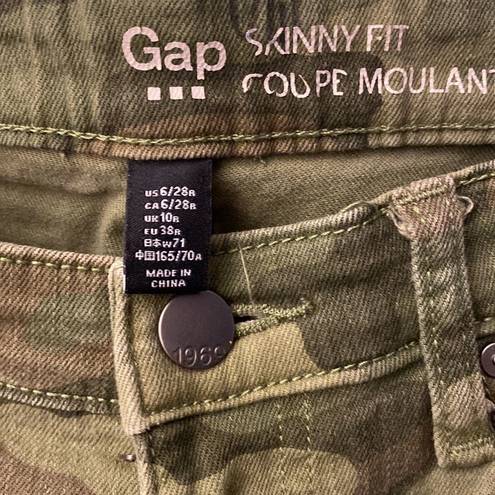 Gap  Green Camo Mid-Rise Skinny Fit Ankle Crop Stretch Denim Jeans