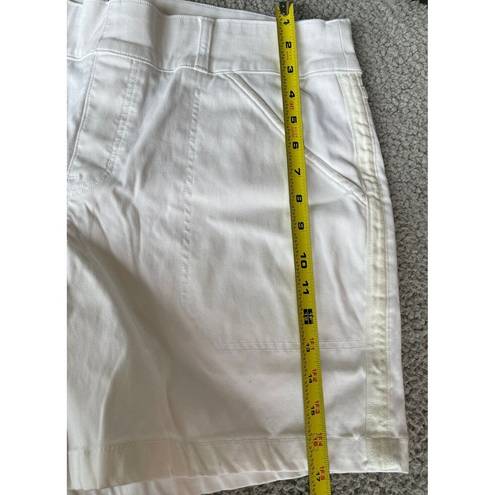 Betabrand Spanx Women Plus Size 1X Shorts Mid Rise Stretch White Excellent