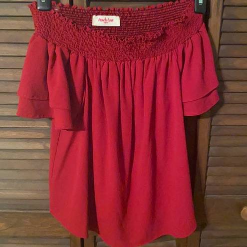 Peach Love California Cute red blouse size small