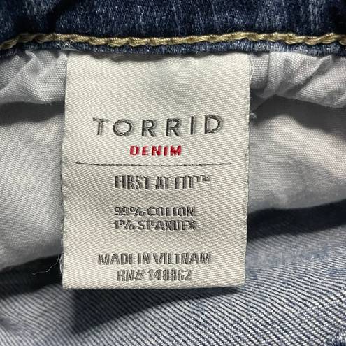 Torrid  Womens Jeans Size 22 First At Fit Bootcut High Rise Medium Wash Denim