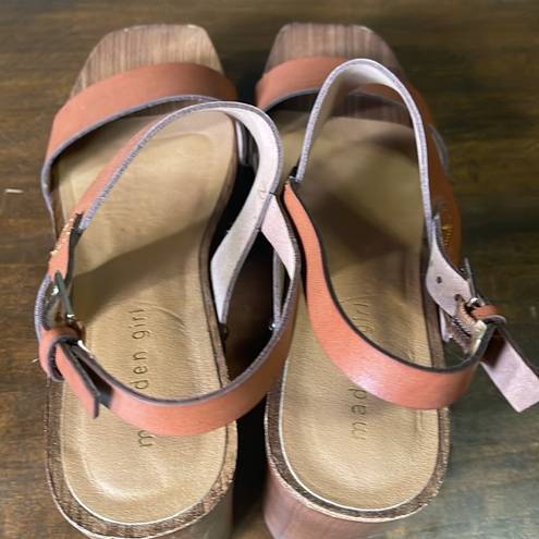 Madden Girl  tan wedge sandles sz 8