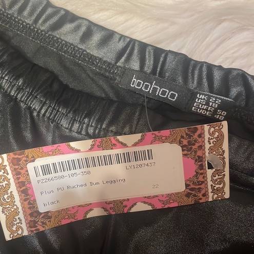 Boohoo  Black Faux Leather Butt Scrunch Leggings Pants