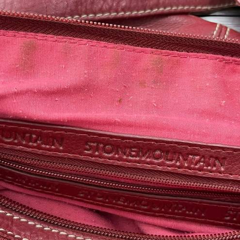 Stone Mountain  Red Pebbled Leather Shoulder Purse‎