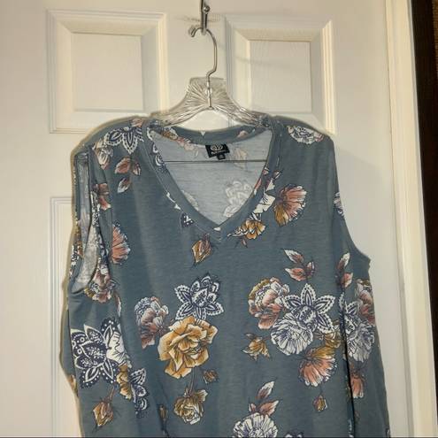 Bobeau  Blue Floral Print Knit Cold Shoulder 3/4 Sleeve Top 1X