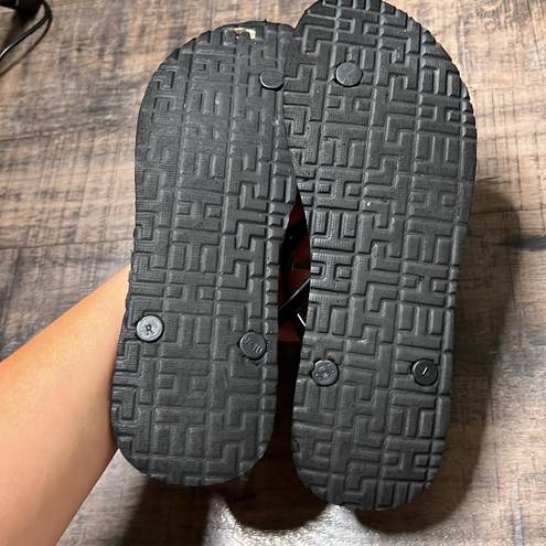 Tommy Hilfiger  flip-flops size 9 monogram casual summer