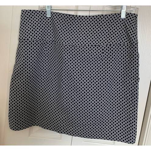 Krass&co SC &  skort black and white interlocking squares graphics