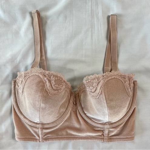 Victoria's Secret  Women's 32DD Pink Crushed Velvet Corset Style Soft Bra Lined