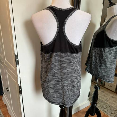 Xersion Medium Black & Gray Tank Top