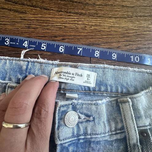 Abercrombie & Fitch  Jeans Womens 28/6R Ultra High Rise 90s Straight Jeans 1188