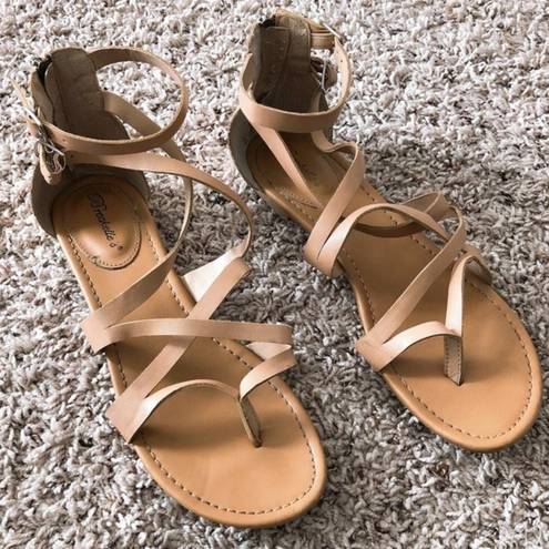 Breckelle’s Breckelle's Sandals Shine Gladiator Cream Brown Criss-Cross Shoe Size 9