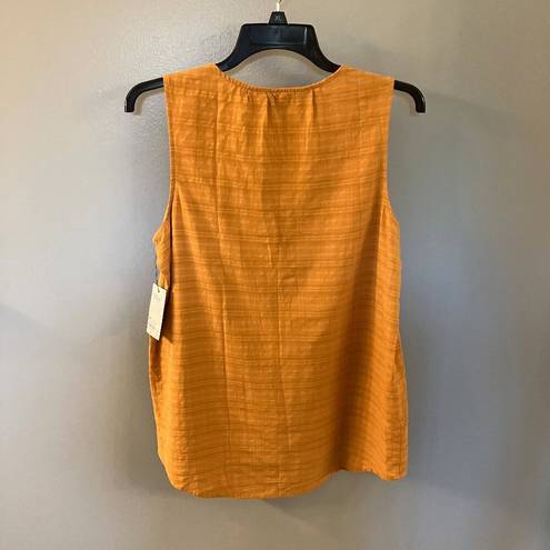 Sonoma NWT  V-Neck Tank Top Gold/Melon Color  Size Small