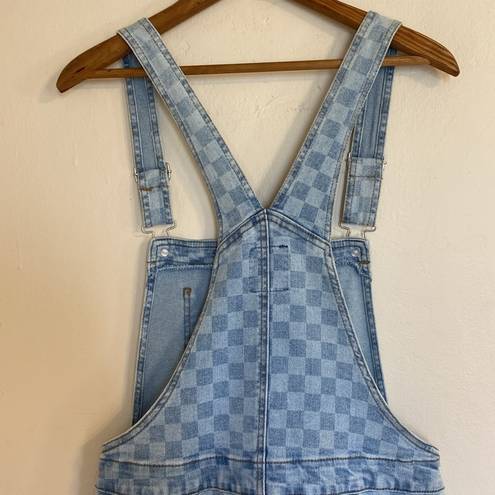 No Bo Junior Women’s  Light Checked Frayed Hem Denim Shortalls Size Medium (7/8)