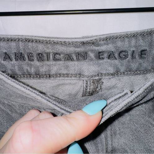 American Eagle AE Gray Wash Denim High Waisted Mom Jean size 10