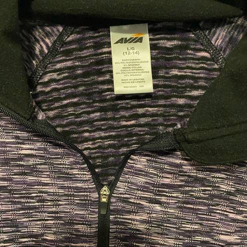 Avia  3/4 zip pullover in large