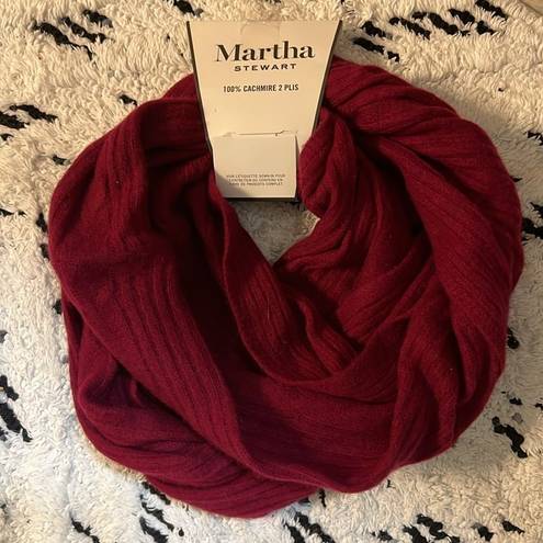 infinity MARTHA STEWART 2 ply Cashmere Cable Loop Ribbed  Scarf in Burgundy