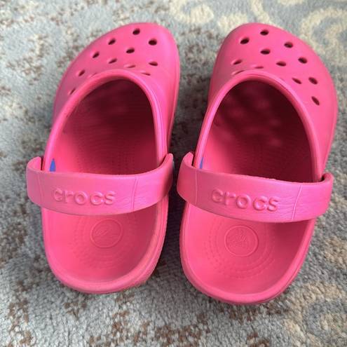 Crocs  Retro Classic Clog Hot Pink Size 6