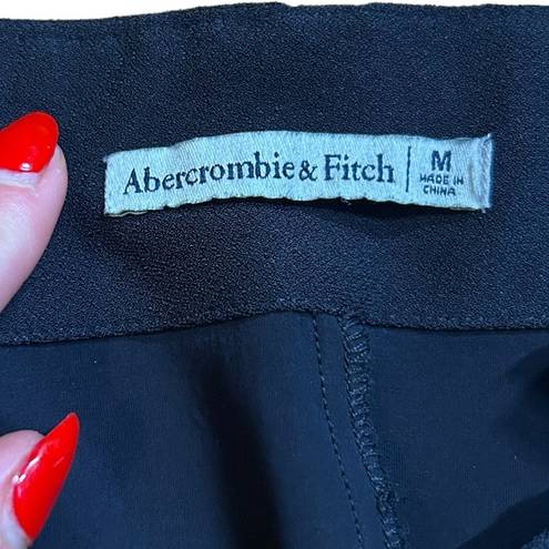 Abercrombie & Fitch  Menswear Mini Skirt Black Size Medium Pockets Pleats