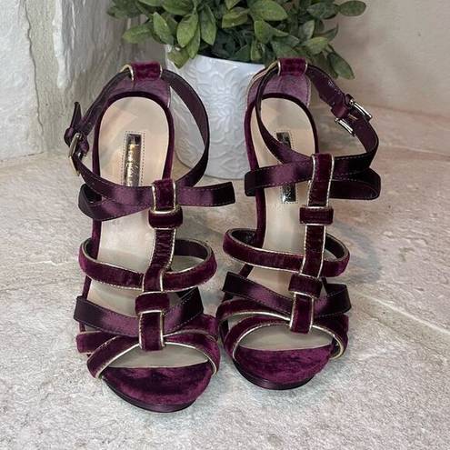 H by Halston  burgundy suede w/gold trim strappy heels sz 6M