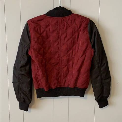 Love Tree NWT  Bomber Black & Burgundy Size Small