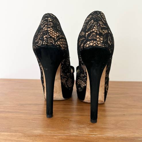 Fendi floral black lace platform peep toes heels 36 / 6