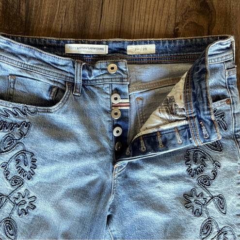 Pilcro and the Letterpress Anthropologie Pilcro Button Fly High Rise Emroidered Cropped Jeans Women’s 29