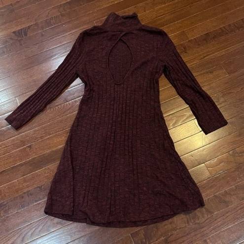 American Eagle  wine long sleeve keyhole back ribbed sweater dress size medium