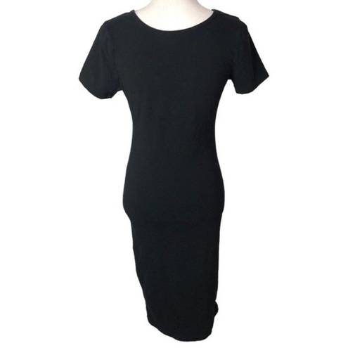 Zenana Outfitters Premium Black Bodycon Short Sleeve Midi T-shirt Dress