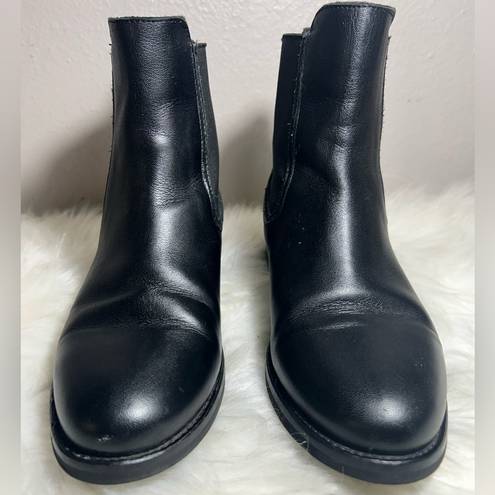 Krass&co Thursday Boot  Duchess Women’s Chelsea Boot Size 5.5