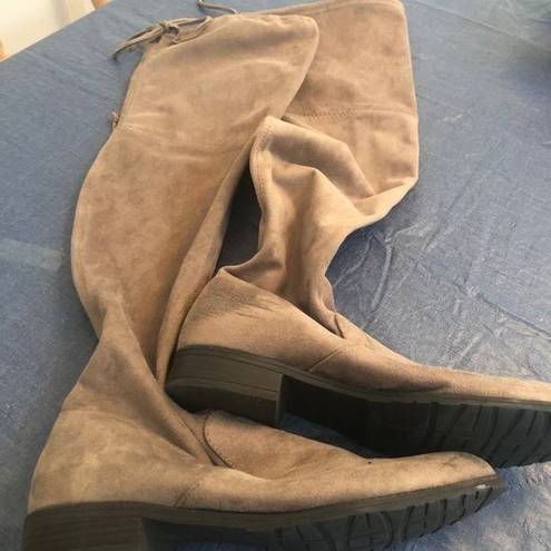 Unisa  boots size 7