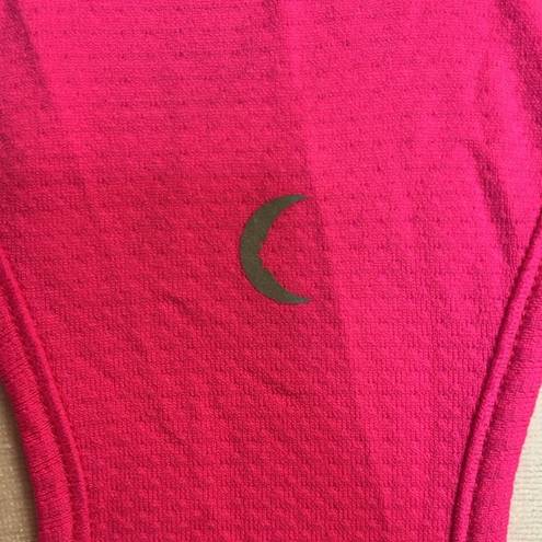 Zyia  hot pink workout top nylon blend activewear details throughout spring - M