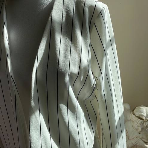 Mosaic & Co  White & Black Striped Open Cardigan