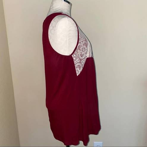 The Moon  & Sky Embroidered boho sleeveless keyhole back tank burgundy size small