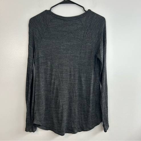 Vince  Long Sleeve Grey Lightweight Top/T-shirt Size Small