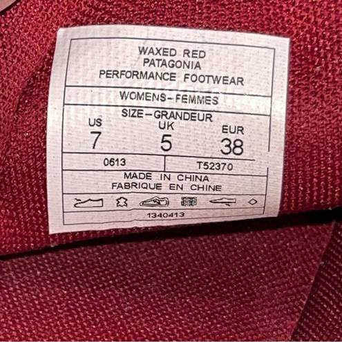 Patagonia Women’s  Waxed Red Kula Suede Moccasins Size 7