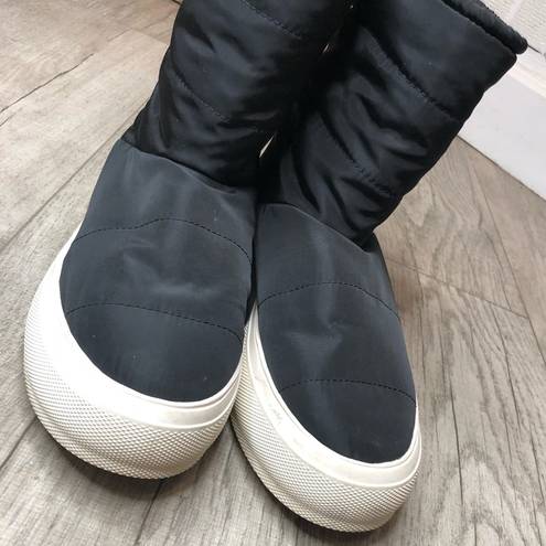 JSlides  Black Platform Puffer Boots Womens Size 7.5