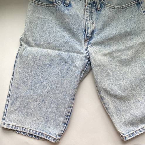 Bermuda Vintage Steel 90s cut-out high waist acid wash  jean shorts, size 7