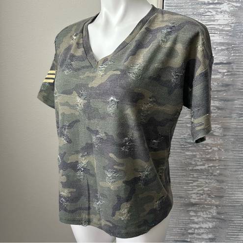 Vintage Havana  Women’s Short Sleeve Camo T-shirt Size S