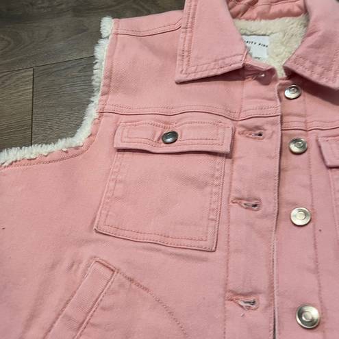 Celebrity Pink  Boyfriend Sherpa Denim Vest Size Small Junior New