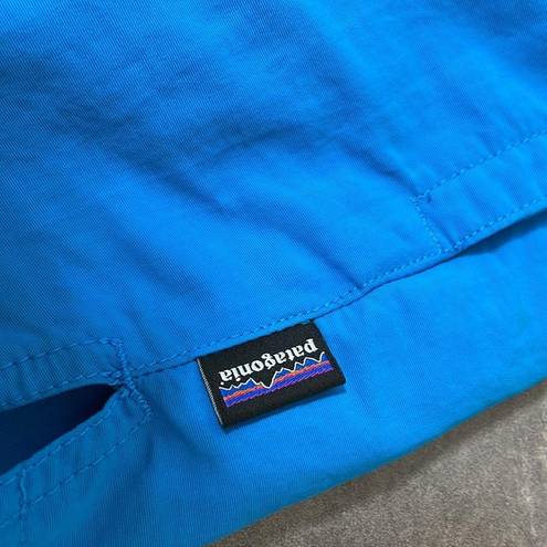 Patagonia  2” baggie shorts size Large