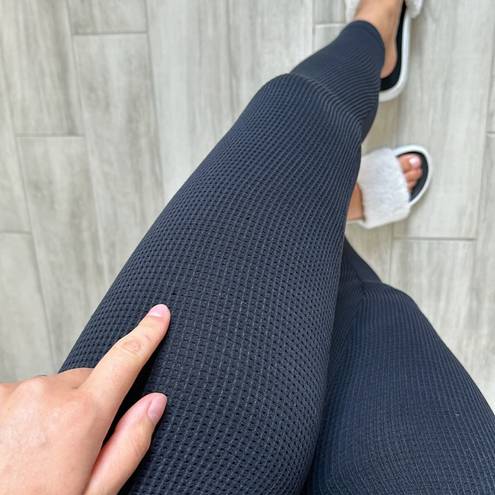 Aura Ribbed Seamless Black / Dark Gray Leggings / SMALL