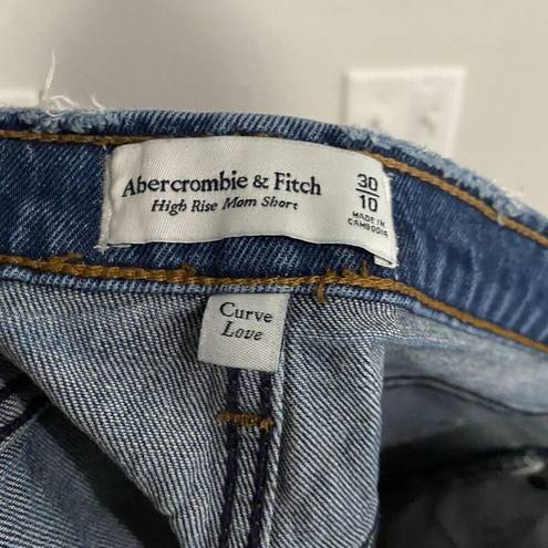 Abercrombie & Fitch  High Rise Mom Jean Shorts Denim Size 30 US 10 Curve Love