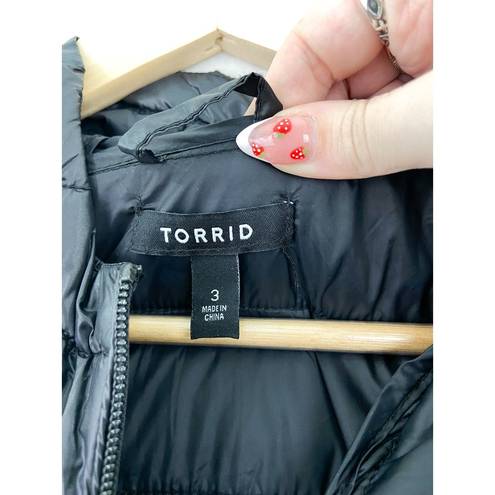 Torrid  Black Quilted Puffer Trench Coat size 3X Hooded Packable Satin