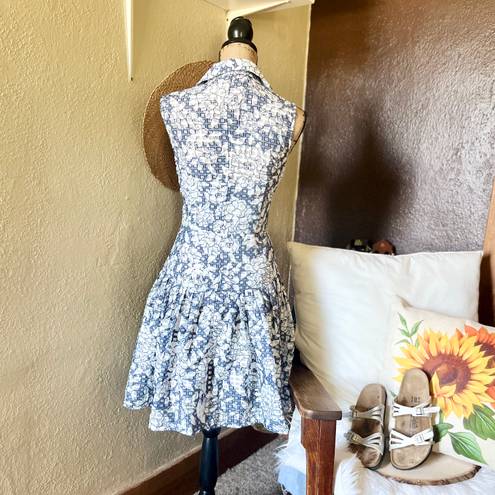 Betsey Johnson Betsy Johnson size 4 Blue And White Floral Dress